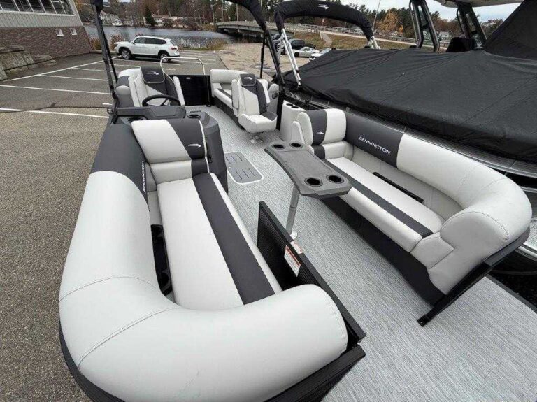 2026 Bennington 22SSR - SPS - SPECIAL PACKAGE US-ETWS9039J526 [photo 1]